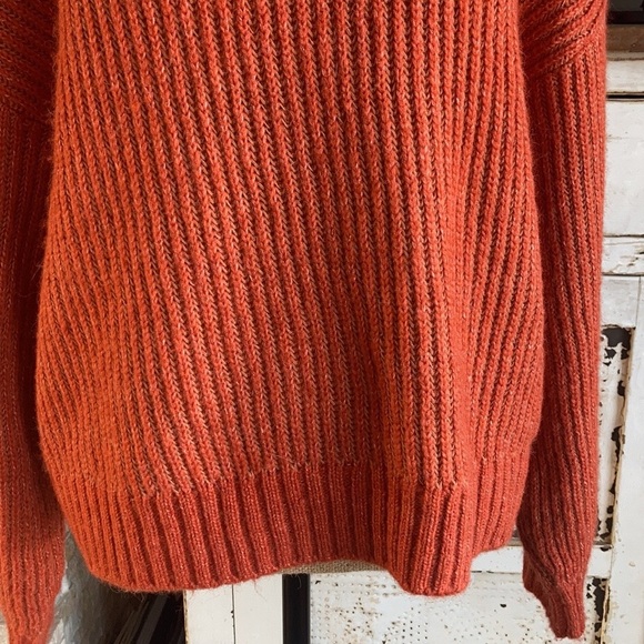 Old Navy dark rust (orange) cozy heathered rib-knit turtleneck sweater - Picture 9 of 16